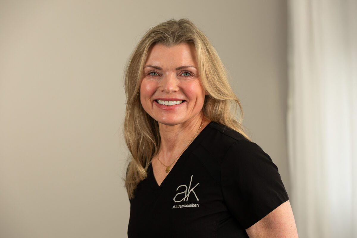 Dr. Mette Haga